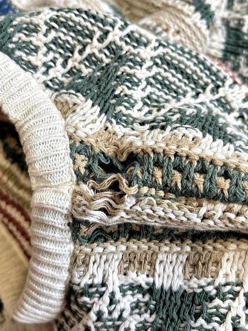 Cipper-Mist Geometric Knit Crewneck in Cream & Green - Picture 4 of 4